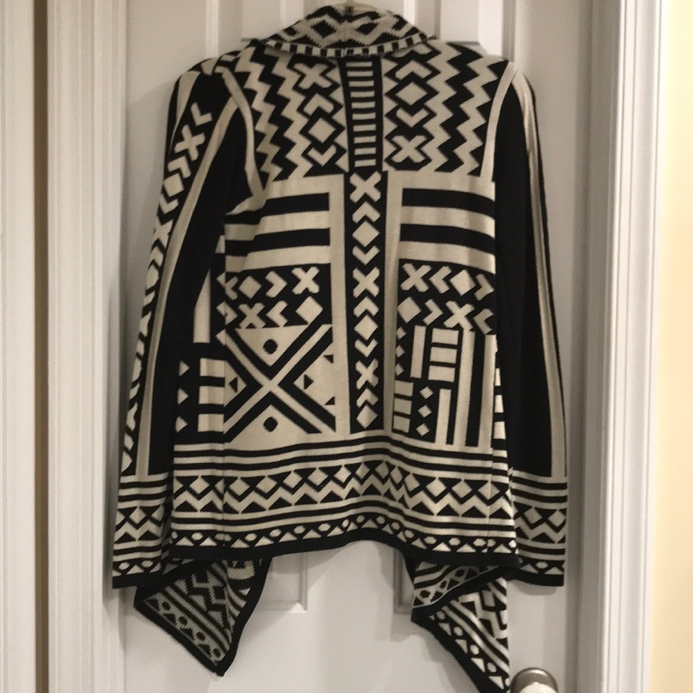Urban Outfitters Open Cardigan - Picture 2 of 4